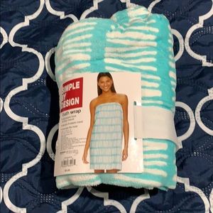 Simple By Design Bath Wrap -NWT